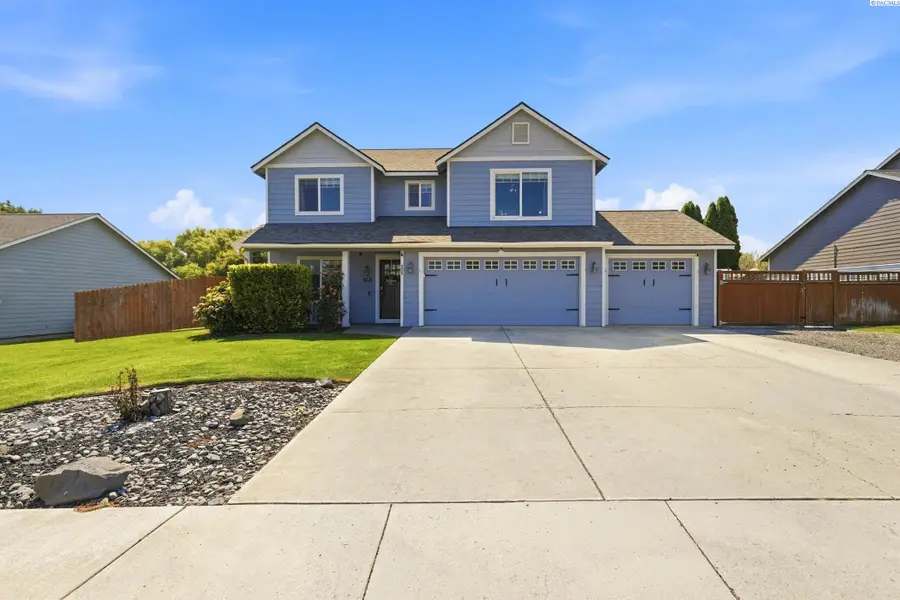 225 W 53rd Ave, Kennewick, WA 99337 - #2
