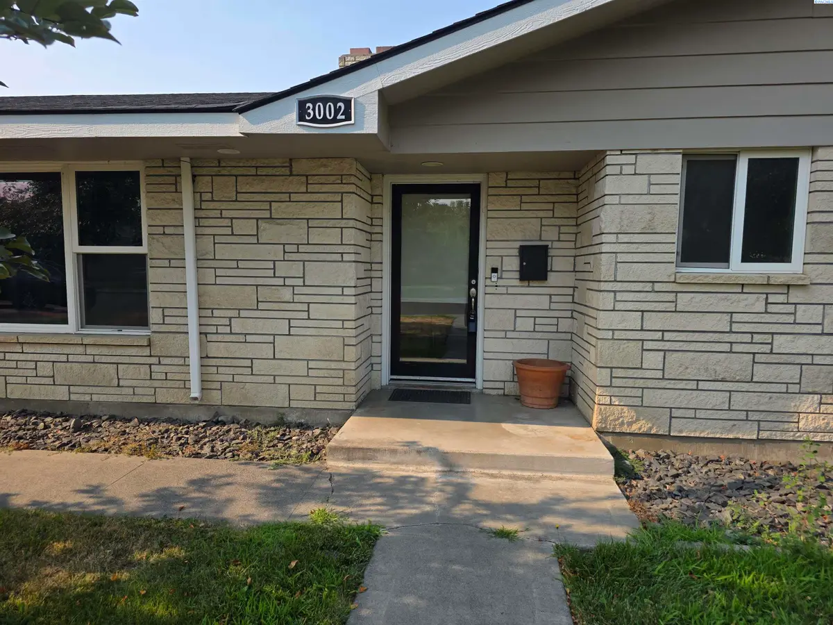 3002 W Metaline Pl, Kennewick, WA 99336 - #1