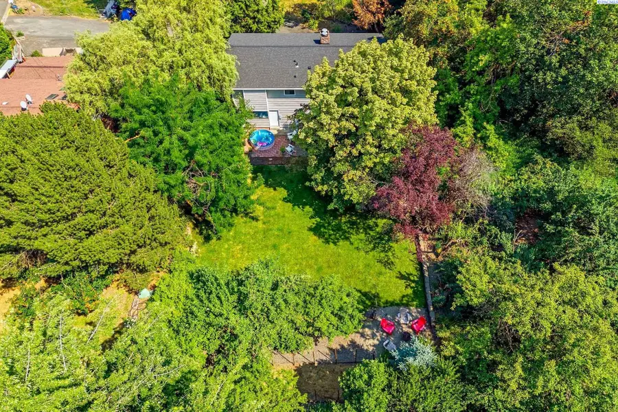 625 SE Highland Way, Pullman, WA 99163 - #2