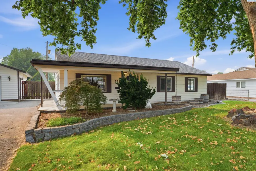 704 Birch Ave, Richland, WA 99352 - #2