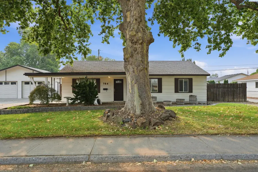 704 Birch Ave, Richland, WA 99352 - #3