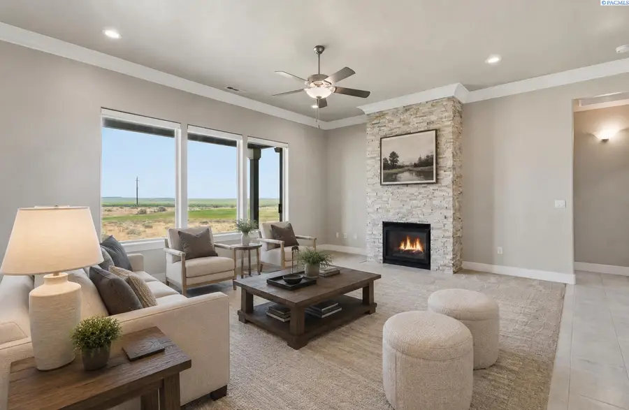 2732 Torrey Pines Way, Richland, WA 99354 - #2