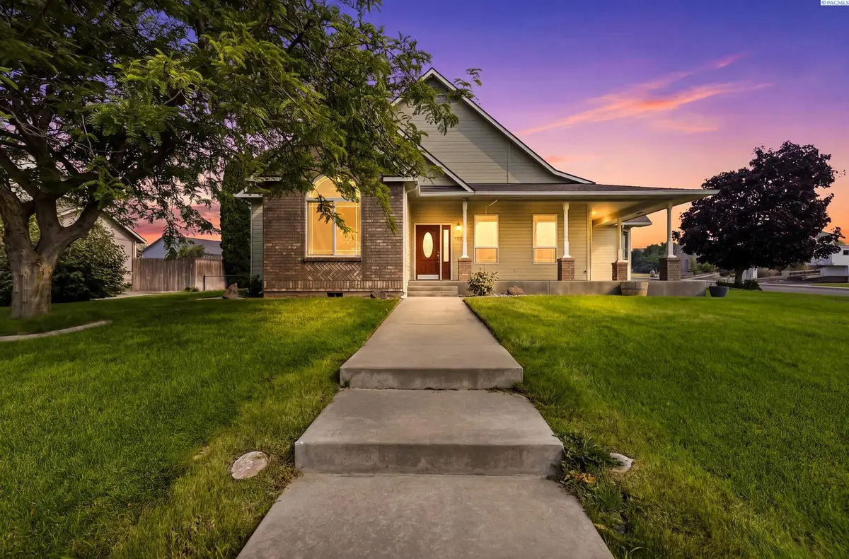 5500 Leilani Dr, West Richland, WA 99353 - #1