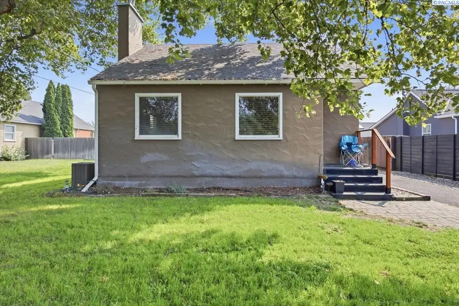 2421 Plaza Way, Walla Walla, WA 99362 - #2