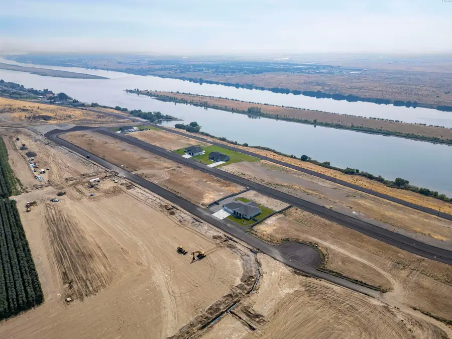 405 Panoramic Drive [21], Pasco, WA 99301 - #3