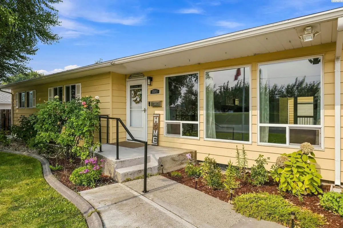 801 Birch Ave, Richland, WA 99352 - #1