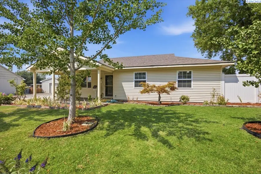 609 Basswood Ave, Richland, WA 99352 - #3