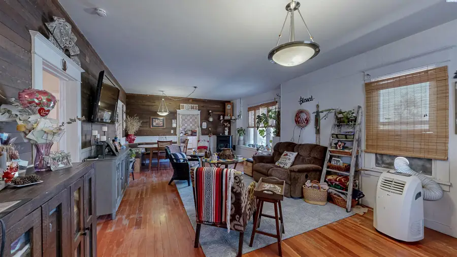 307 C St., Endicott, WA 99125 - #2