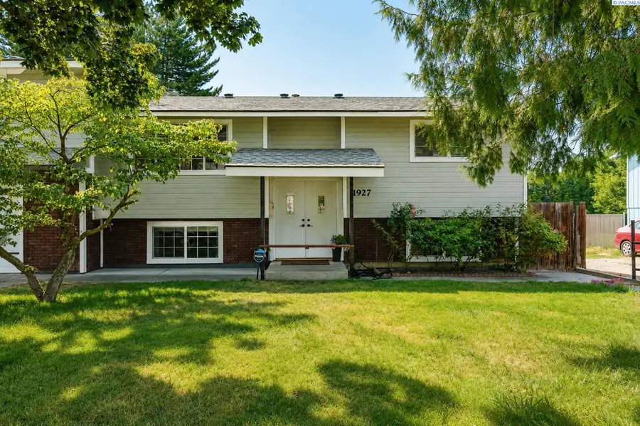 1927 Pike Avenue, Richland, WA 99354 - #2