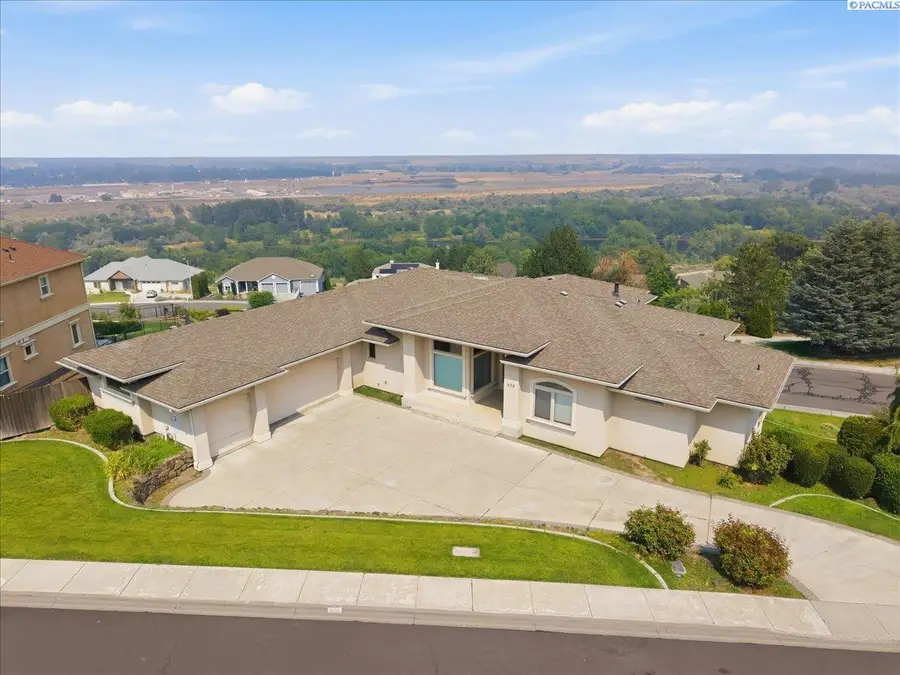 408 Adair Drive, Richland, WA 99352 - #2