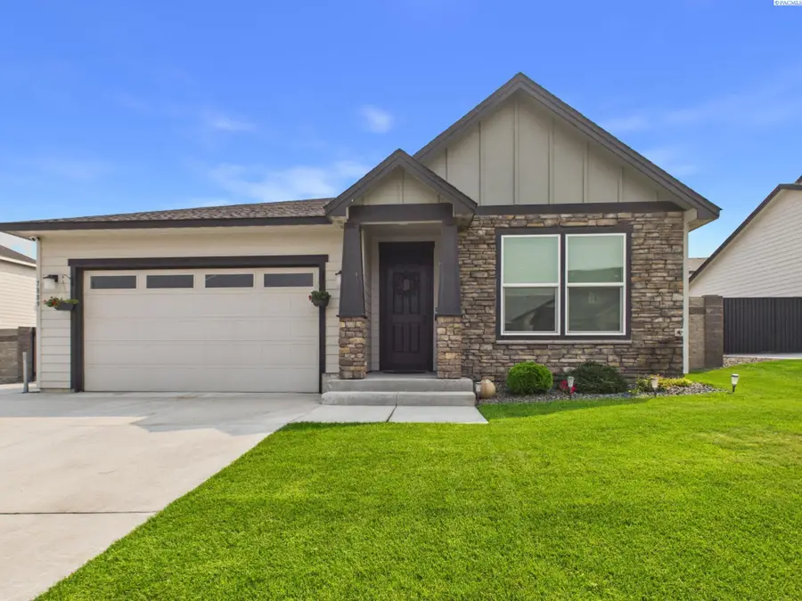 7889 Blanchard Lp, West Richland, WA 99353 - #3