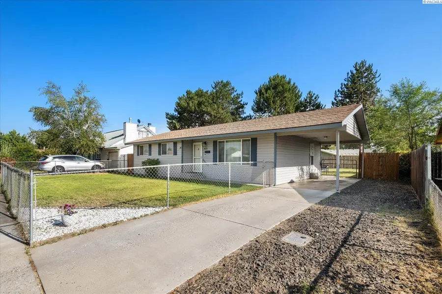 431 W 10th Ave, Kennewick, WA 99336 - #2