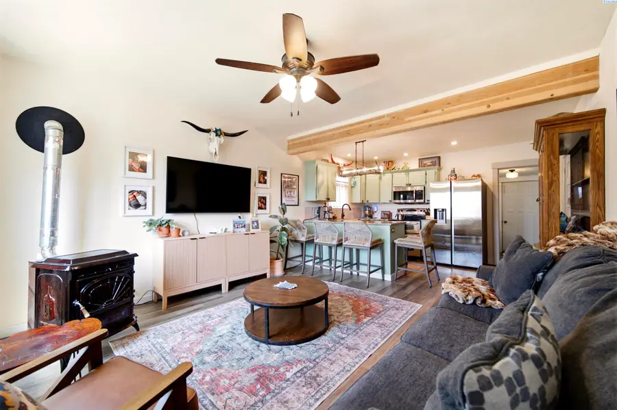 120 W Cannon Street, Palouse, WA 99161 - #2