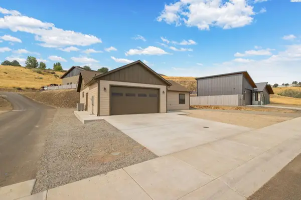 1685 Bennett Hill Drive, Clarkston, WA 99403