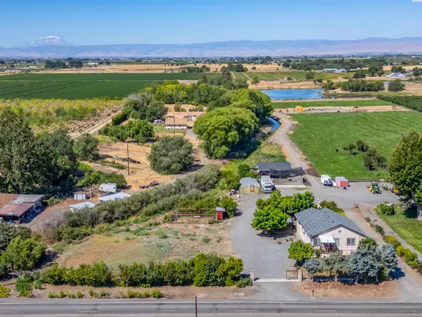 1180 S Wapato Road, Wapato, WA 98951