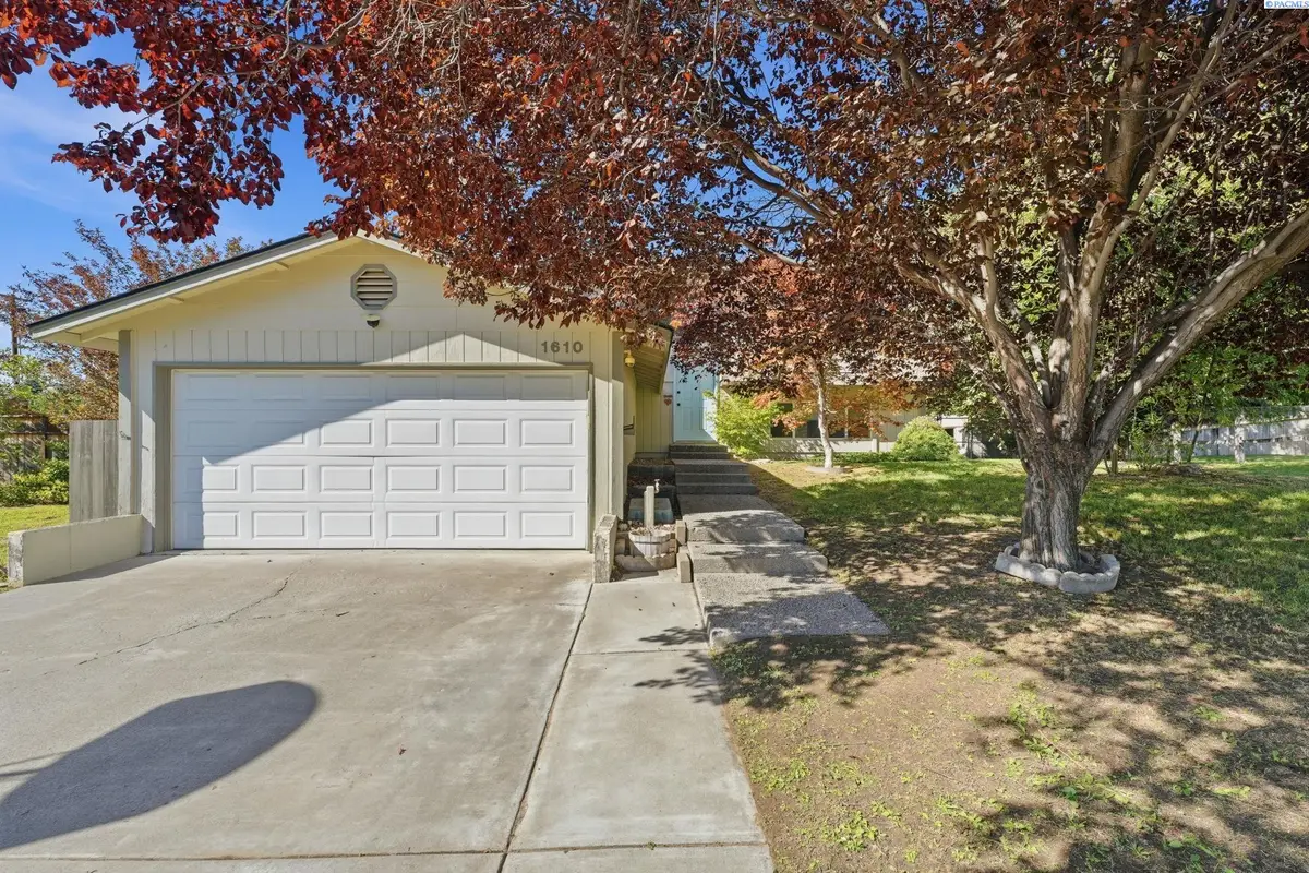 1610 Teal Ct., West Richland, WA 99353 - #1