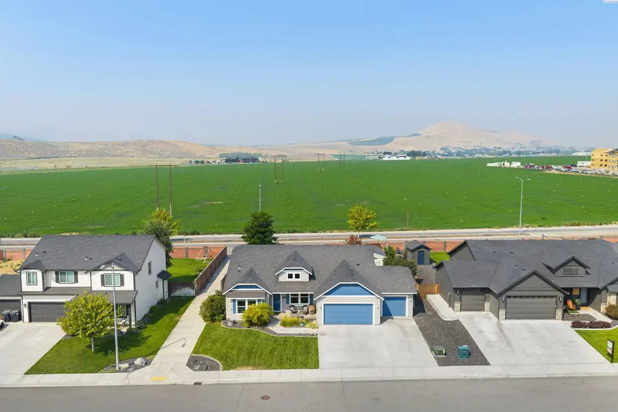 6199 Teak Ln, West Richland, WA 99353 - #2