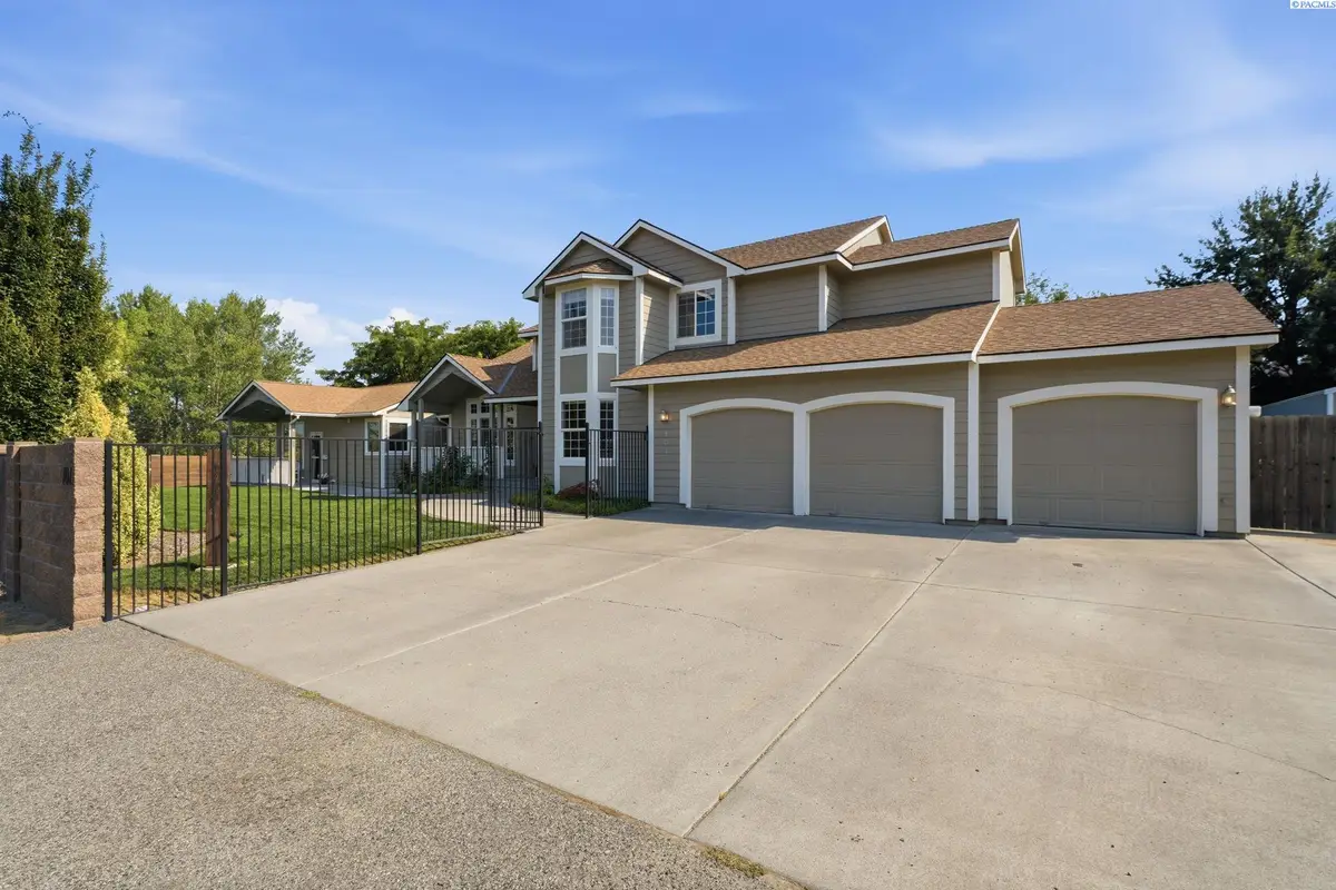 101 Rachel Rd, Kennewick, WA 99338 - #1