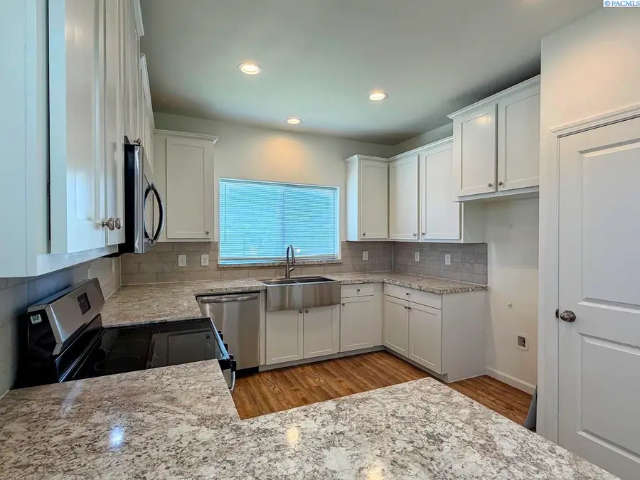 2105 N Steptoe St #62 #62, Kennewick, WA 99336 - #3