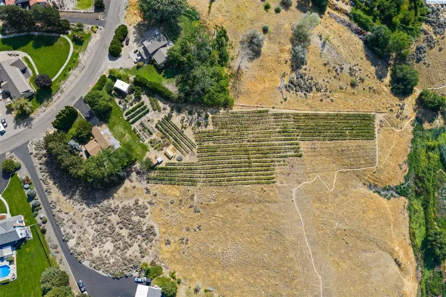 97603 E Alhambra Rd, Kennewick, WA 99338 - #2