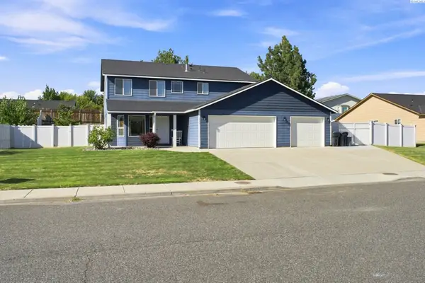 5600 Monica Court, West Richland, WA 99353