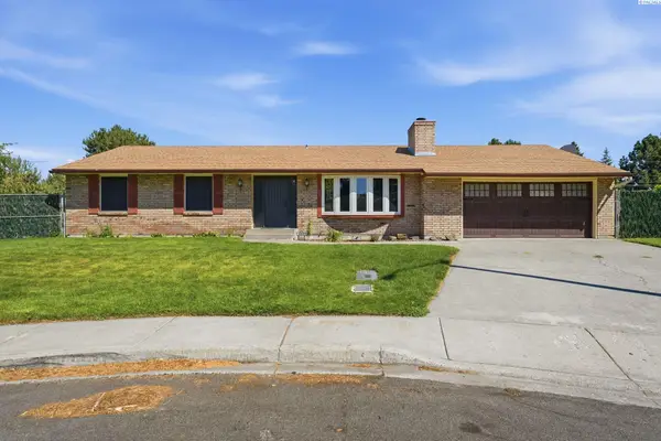 500 Stagecoach Court, Richland, WA 99354