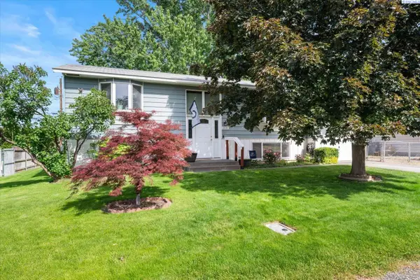 219 S Olson St, Kennewick, WA 99336