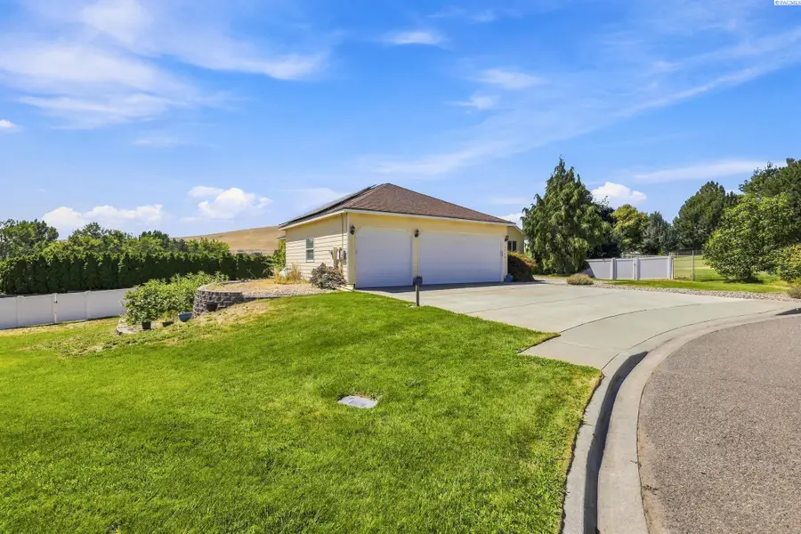 3204 Northridge, West Richland, WA 99353 - #3