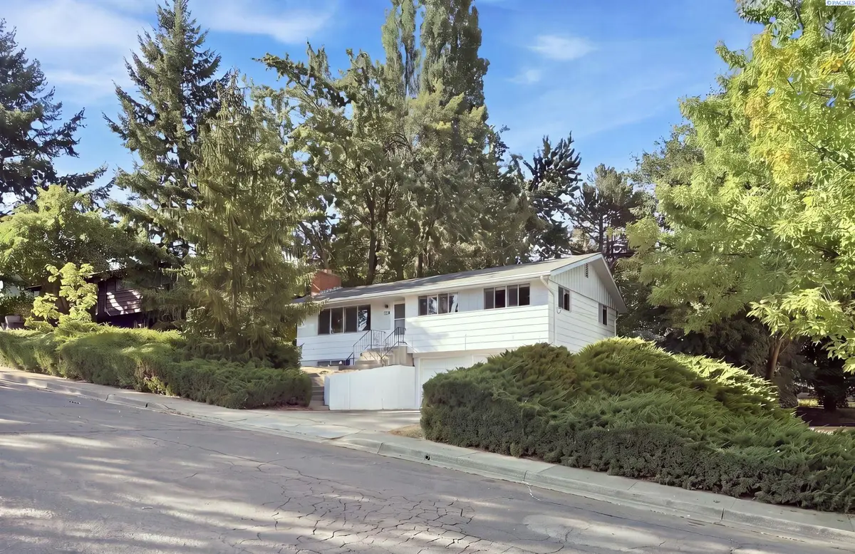220 NW Timothy Street, Pullman, WA 99163 - #1