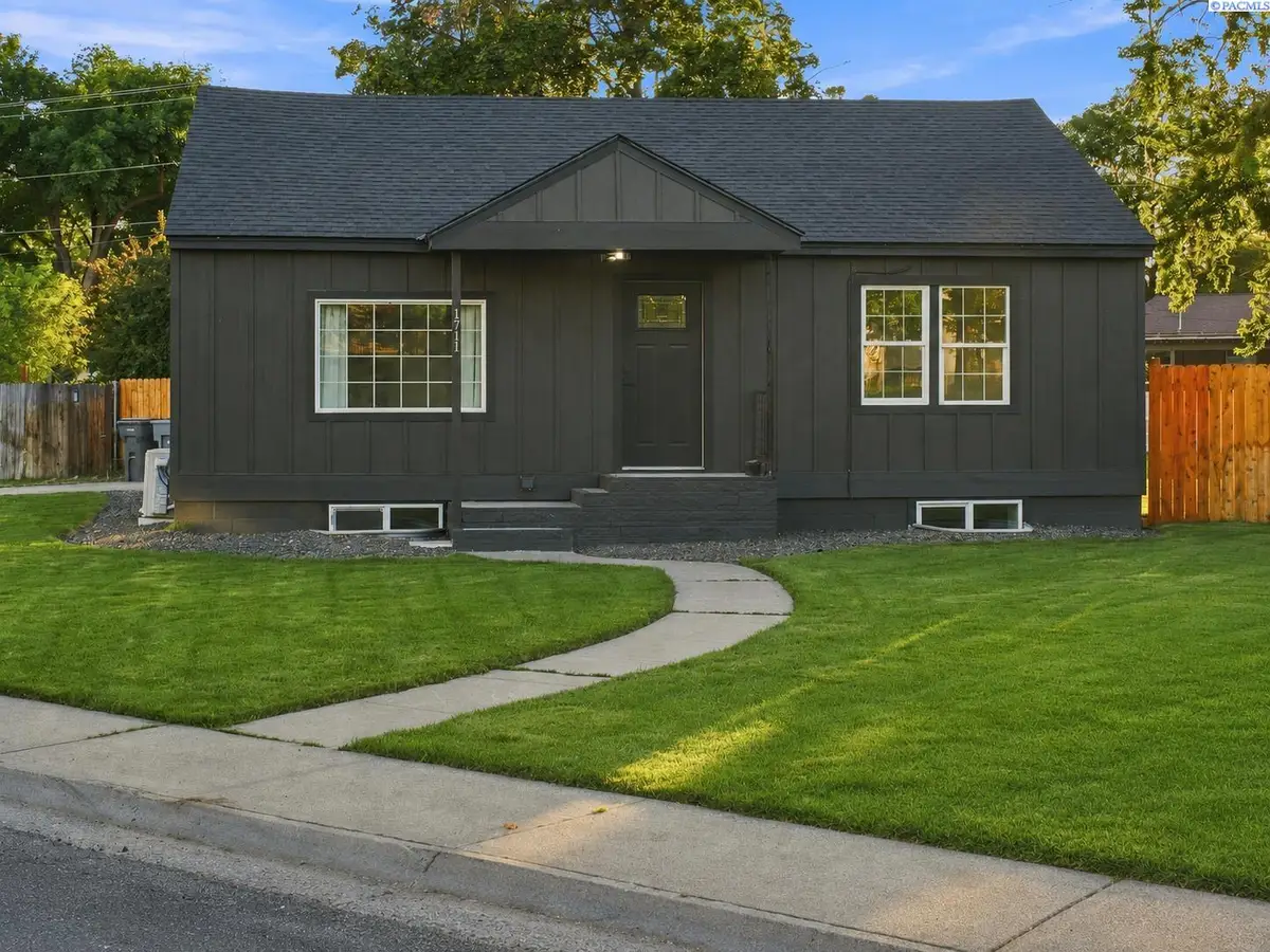 1711 Hunt Ave, Richland, WA 99354 - #1
