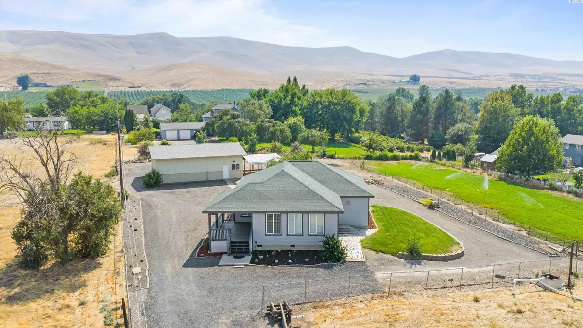 173403 W Byron Rd., Prosser, WA 99350 - #1