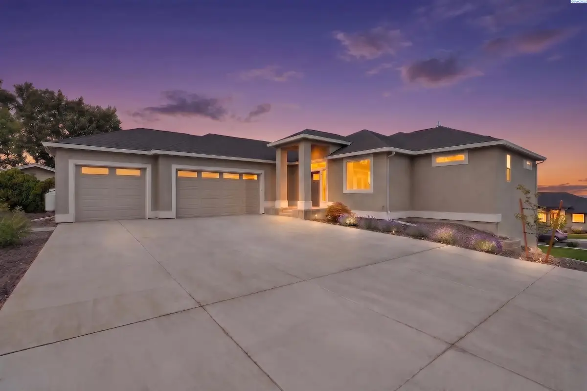 3603 Orchard St, West Richland, WA 99353 - #1