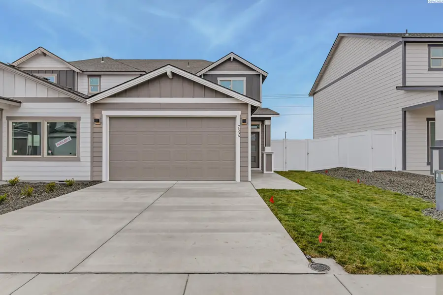 7536 Grapevine Ct, West Richland, WA 99353 - #2