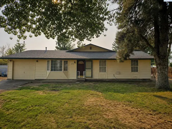 270 Kinne Lane, Selah, WA 98942
