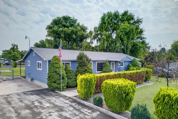 1220 Saul Rd, Sunnyside, WA 98944