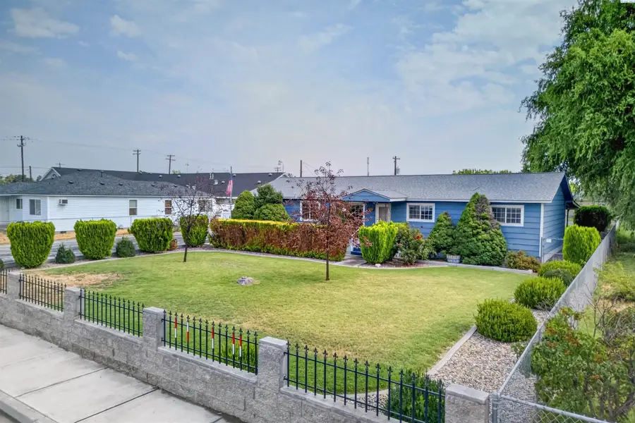 1220 Saul Rd, Sunnyside, WA 98944 - #3