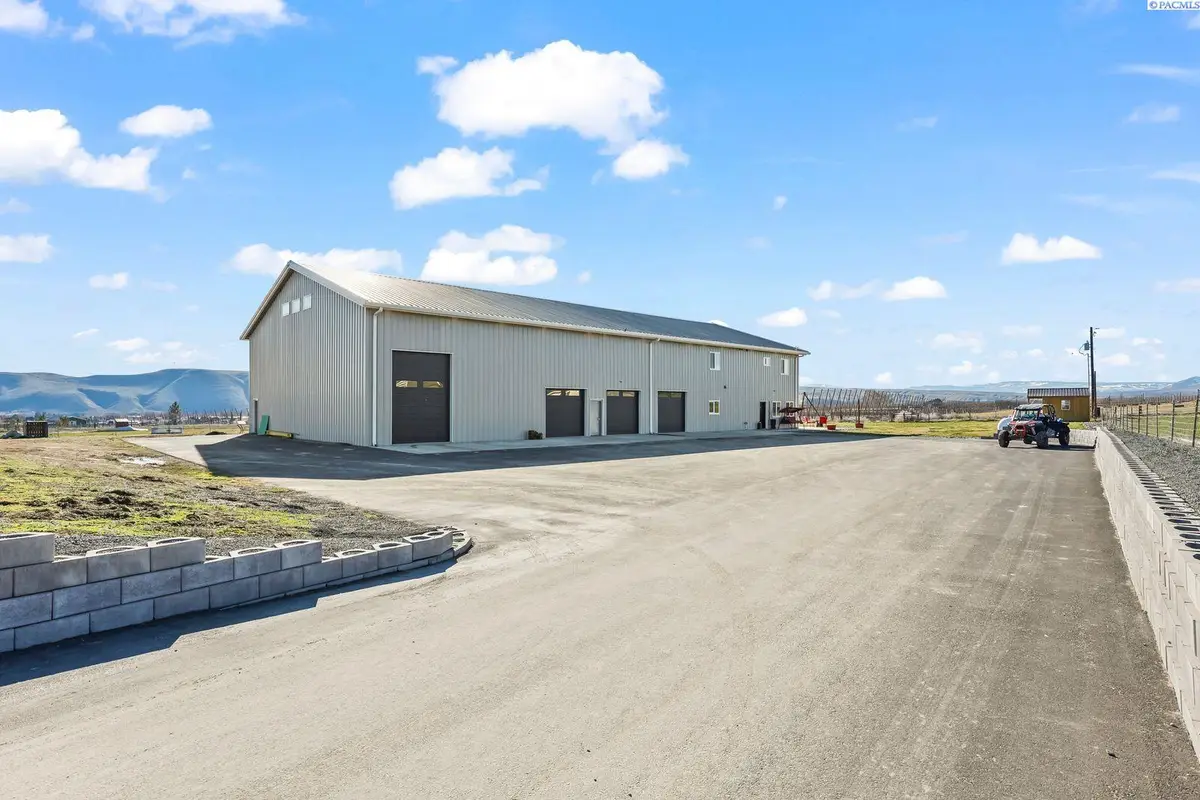 190 Gopher Road, Selah, WA 98942 - #1