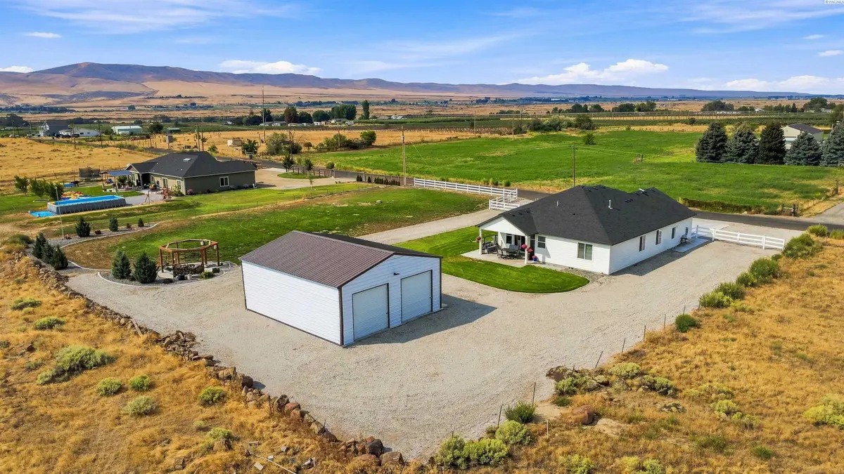 217 Lower County Line Rd, Prosser, WA 99350 - #1
