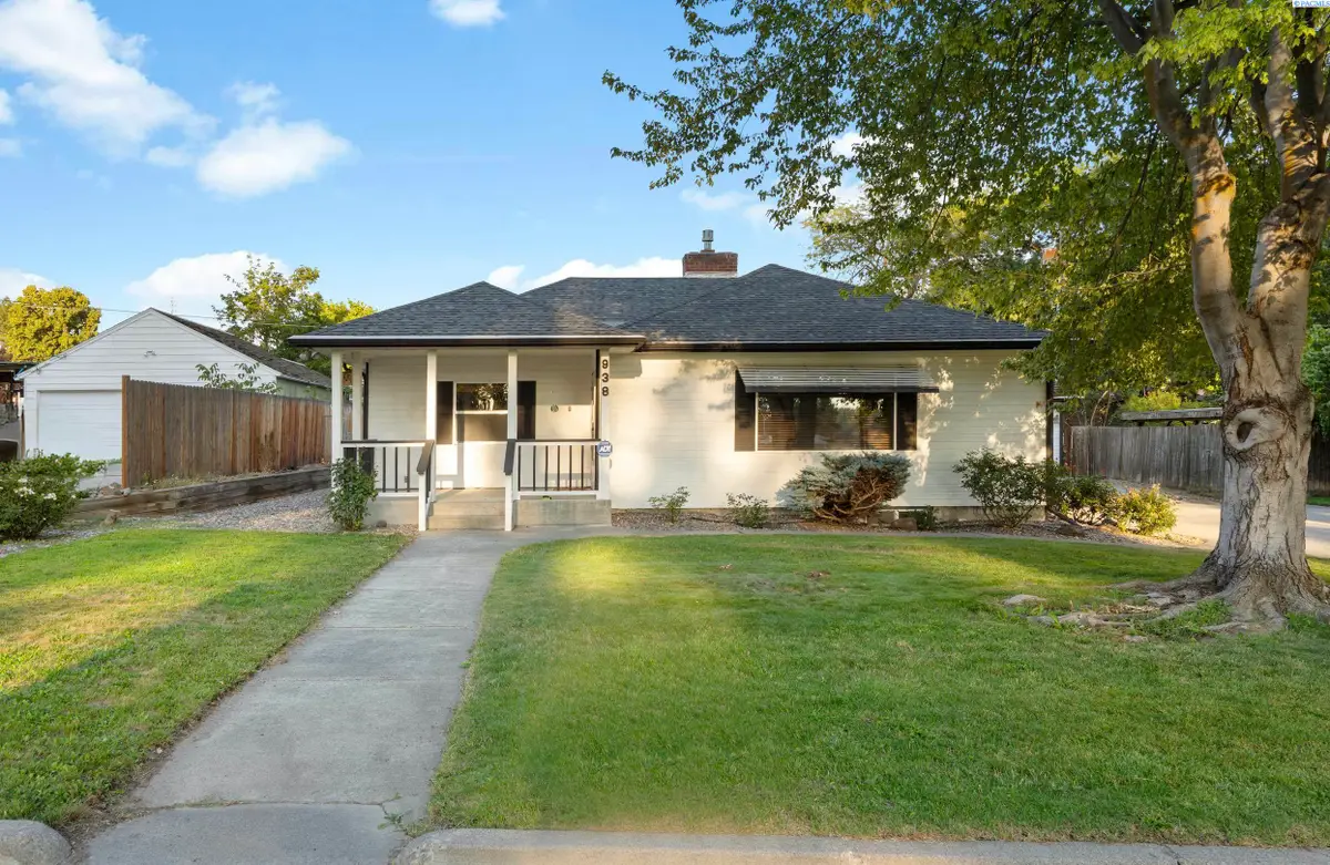 938 Memorial, Prosser, WA 99350 - #1