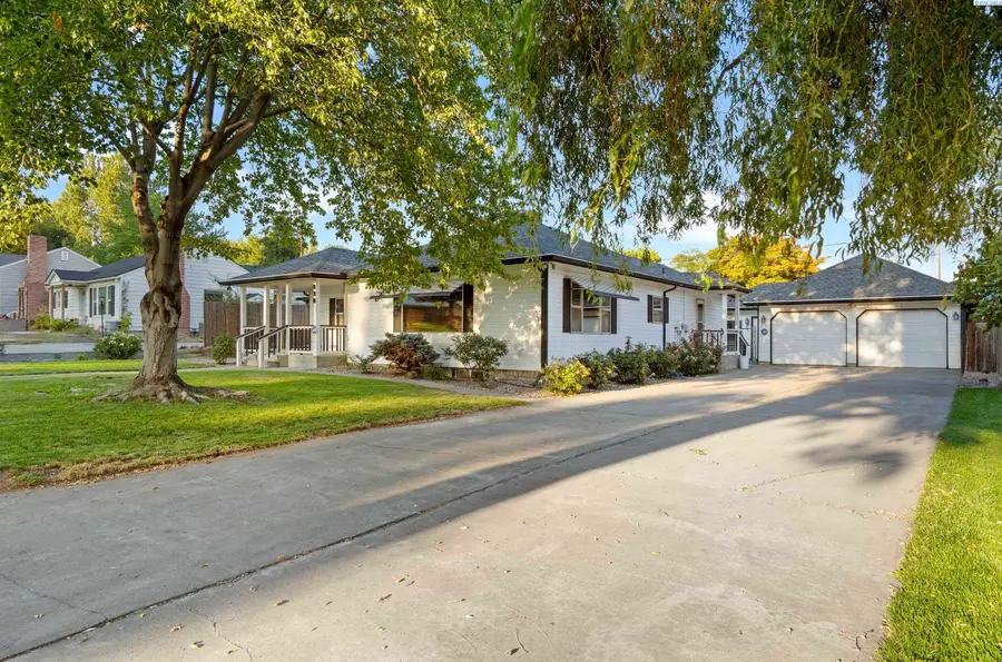 938 Memorial, Prosser, WA 99350 - #3