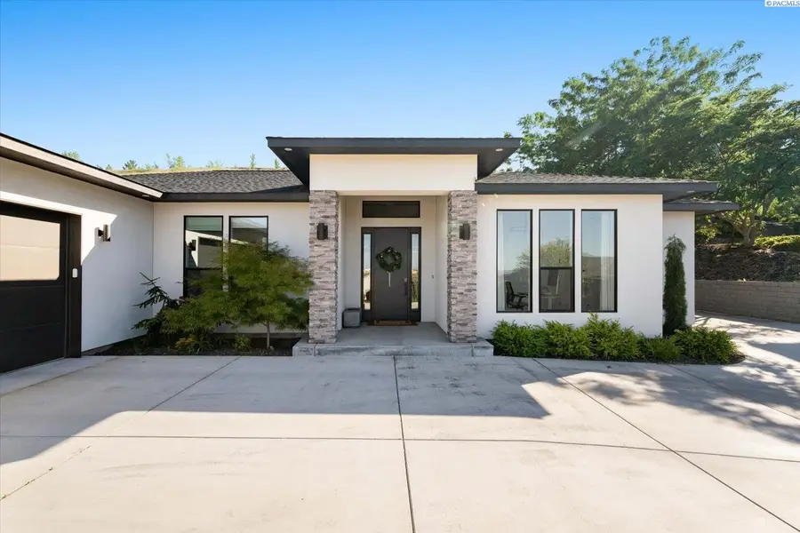 325 Rockwood Drive, Richland, WA 99352 - #2