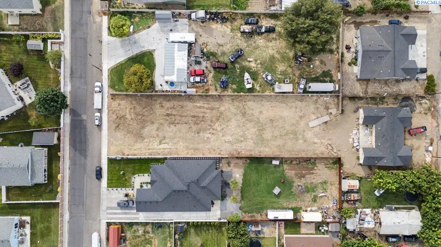 1420 South St, Sunnyside, WA 98944 - #2