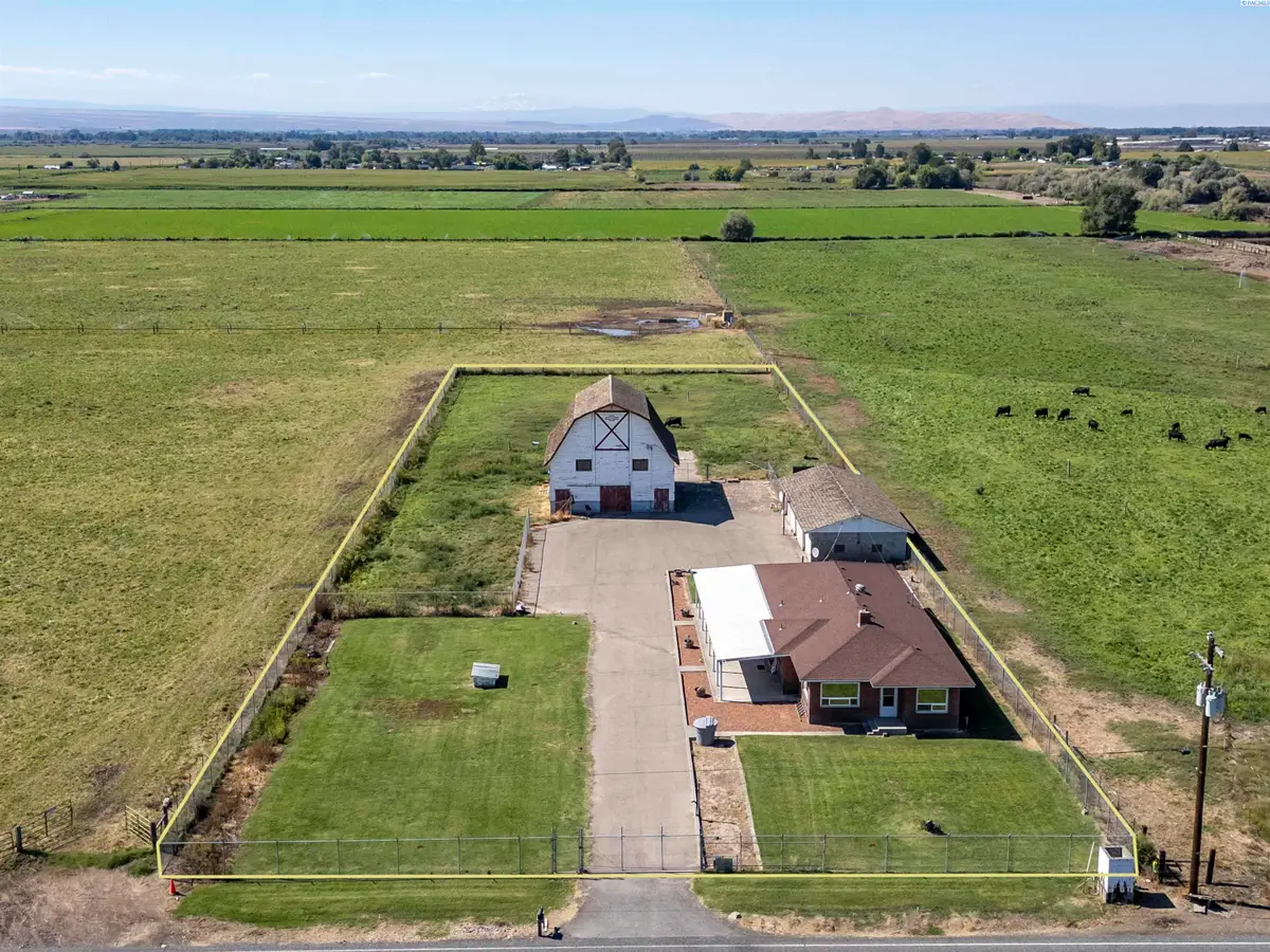 3050 Midvale Road, Mabton, WA 98935 - #1