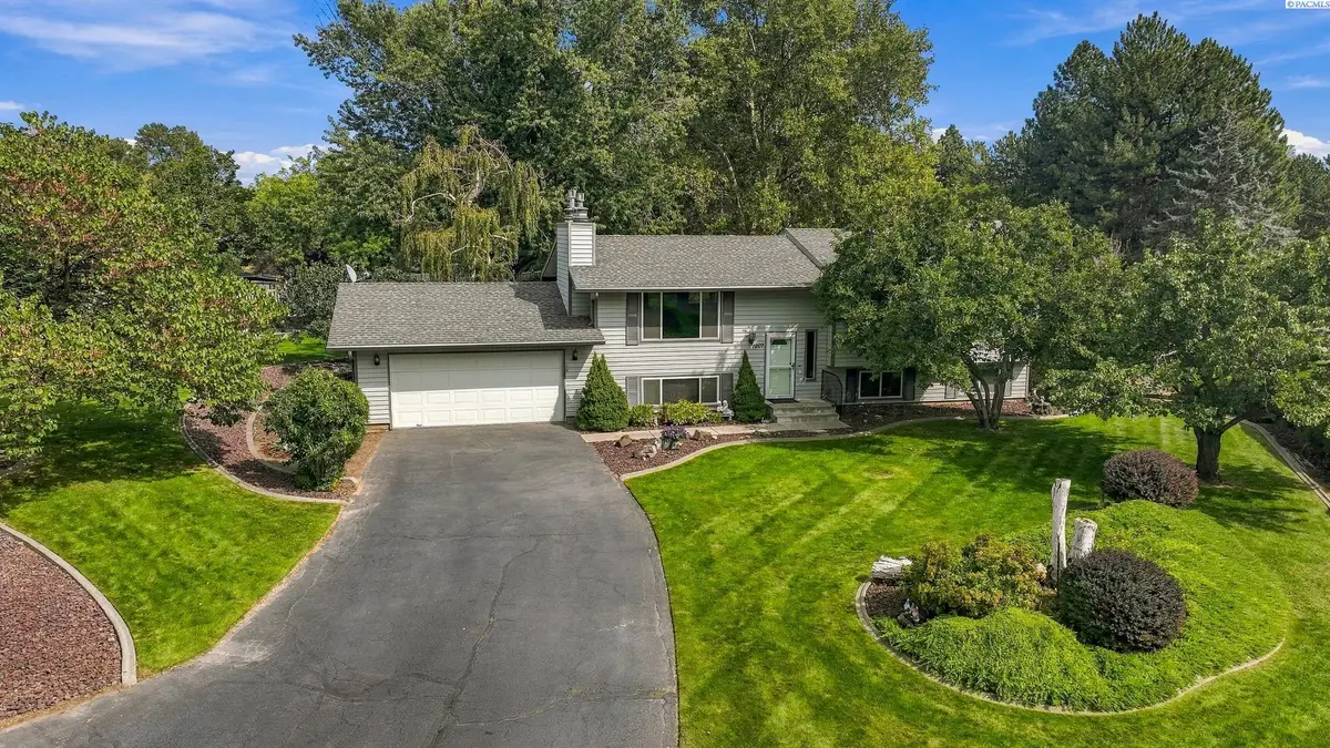 1207 S Delaware St., Kennewick, WA 99338 - #1