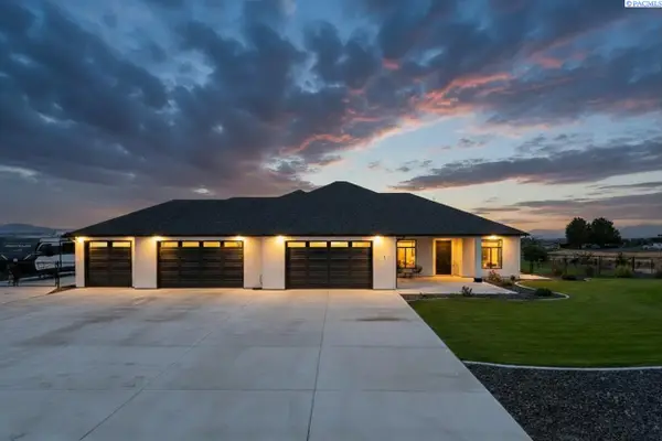 1 Bull Pen Lane, Pasco, WA 99301