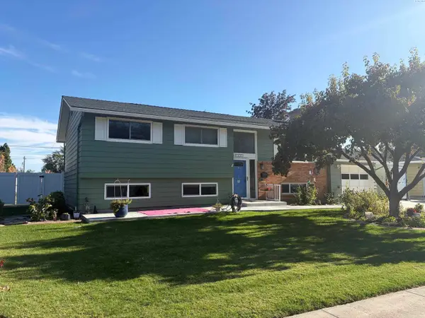 1441 Arbor Street, Richland, WA 99352