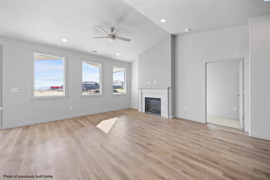 2905 Cross Ct, Pasco, WA 99301 - #2