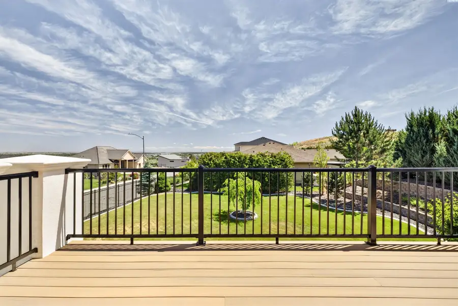 1104 Allenwhite Drive, Richland, WA 99352 - #2