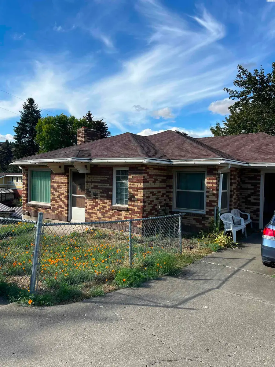 311 E Fairview St., Colfax, WA 99111 - #2