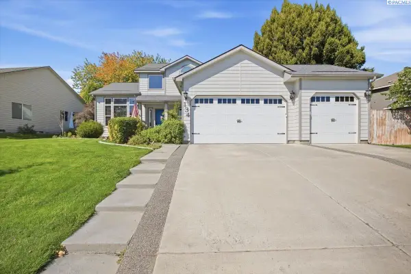 134 Center Blvd, Richland, WA 99352